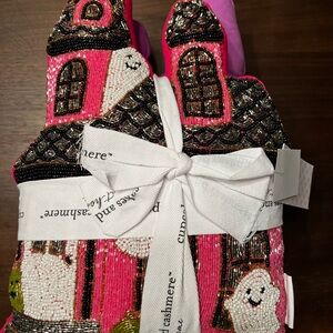 Cupcakes and Cashmere Haunted House Pillow Set